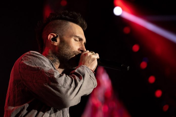 008-maroon-5-g1-07836-marcelo-brandt-g1-scaled
