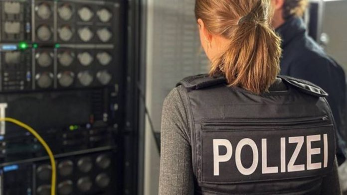 a-policia-alema-diz-que-para-fechar-o-site-foram-necessarios-meses-de-investigacao-cibernetica