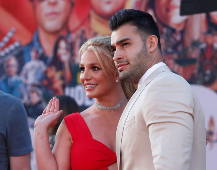 britney-spears-e-sam-asghari-scaled