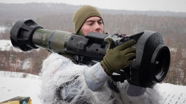 paises-da-otan-forneceram-a-ucrania-armas-sofisticadas-como-esse-sistema-antitanque