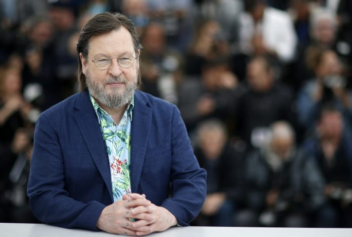 2018-05-14t113206z-1663257548-up1ee5e0w1hg5-rtrmadp-3-filmfestival-cannes-the-house-that-jack-built-premiere-scaled