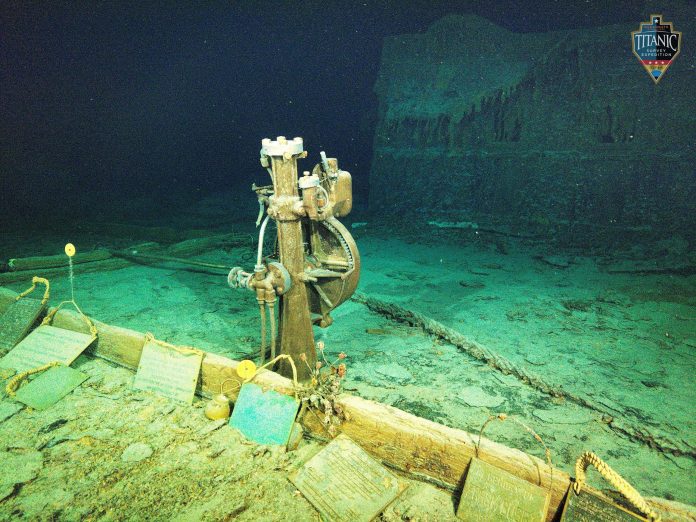 20210730-tse-m4d70-ogi-00004-titanic-telemotor-scaled