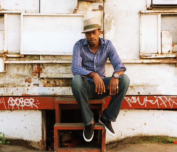 seujorge-sept09-8832-10-cred-b-